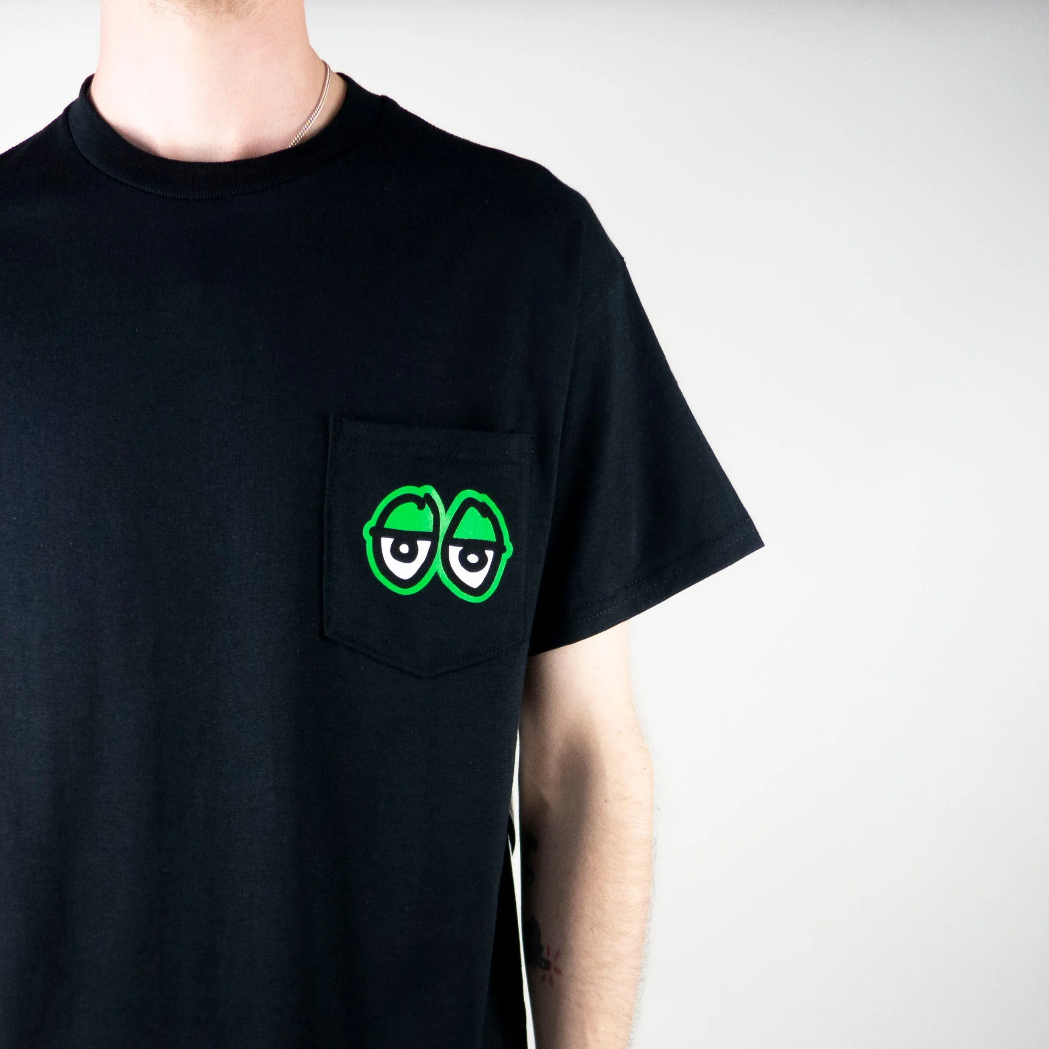 Krooked Strait Eyes T-Shirt - Black / Green - Image 4
