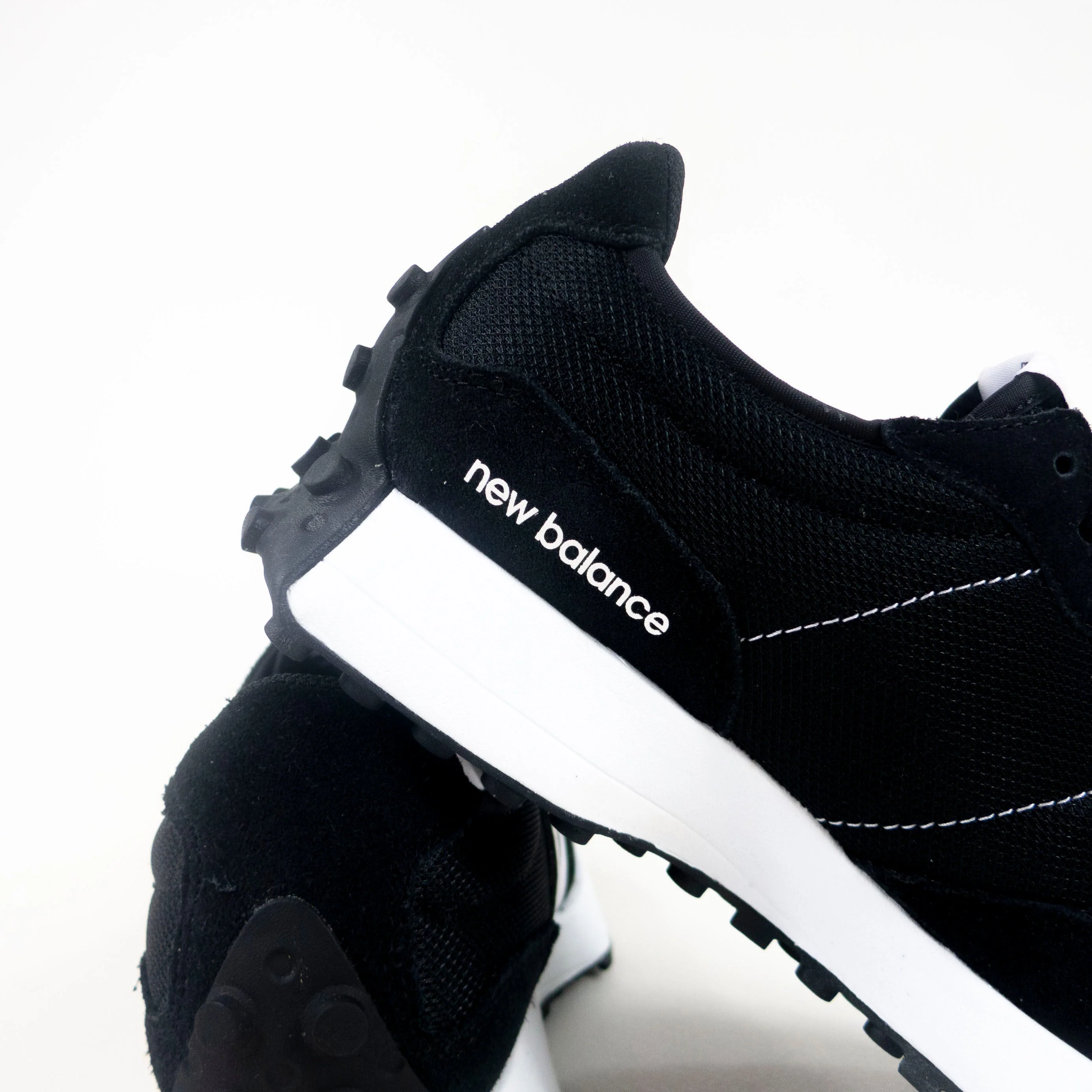 New Balance 327 Shoes - Black / White (MS327CBW) - Image 6