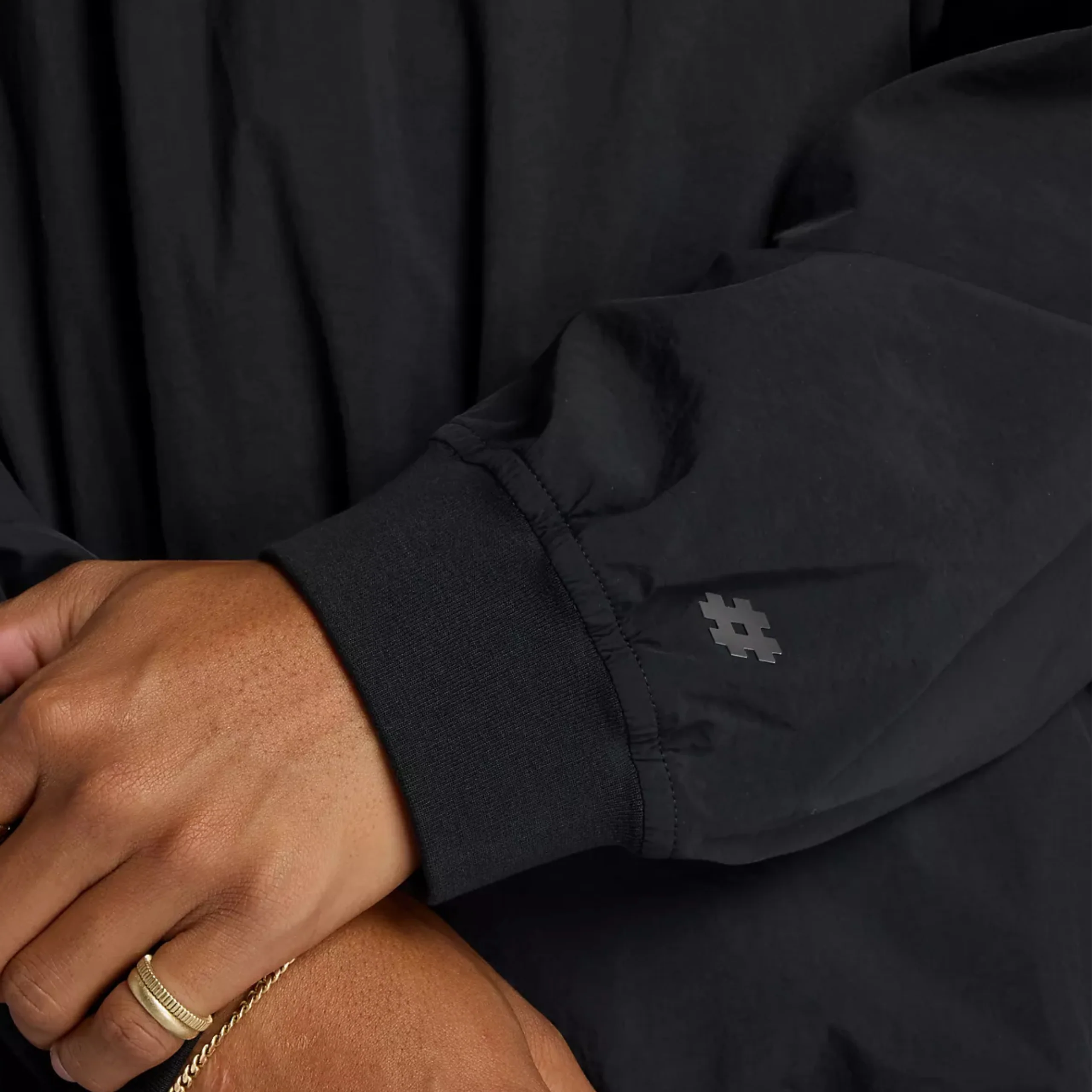 New Balance Numeric Woven Sweatshirt - Black - Image 3