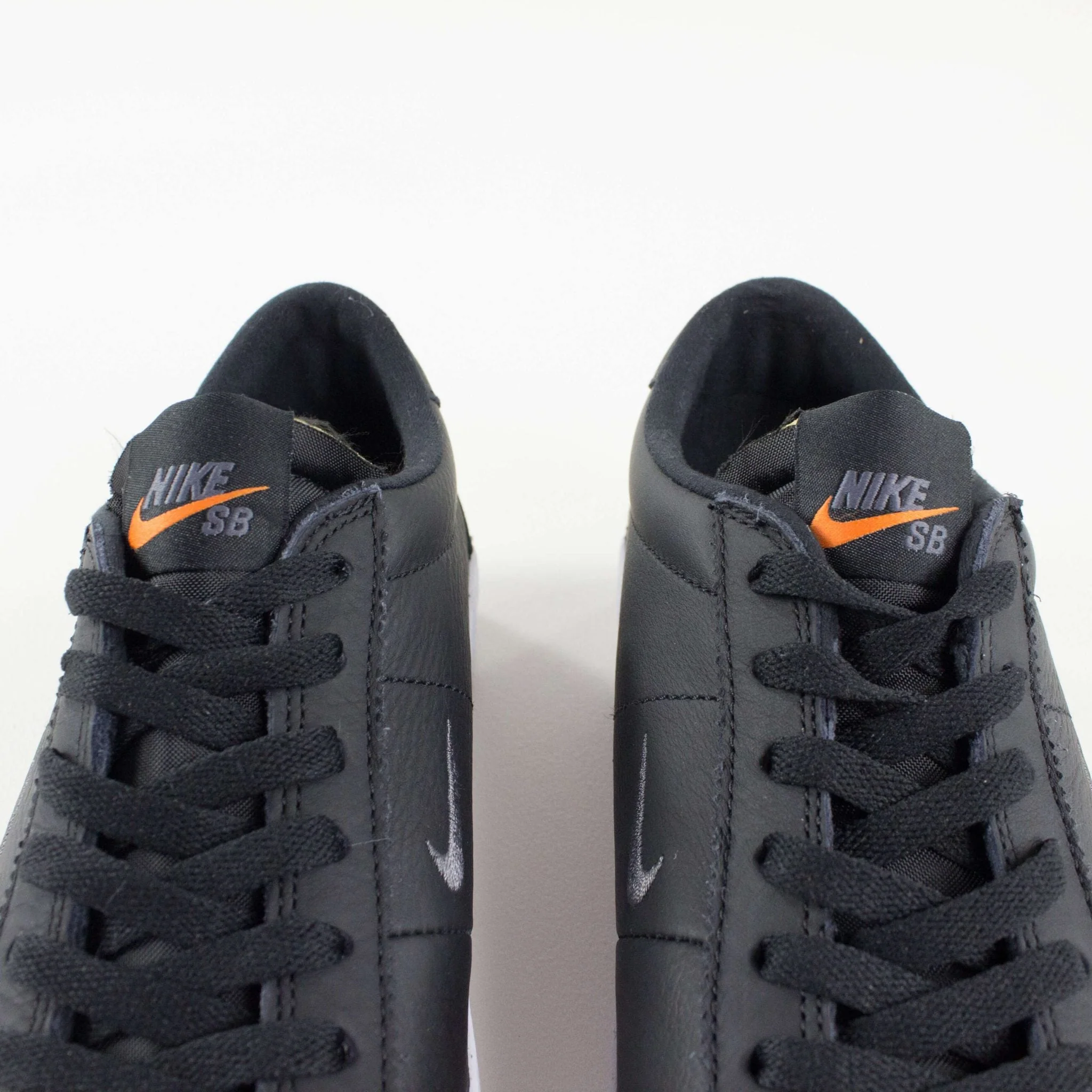 Nike SB Bruin Zoom 'Black Cat' ISO Shoes - Black / Dark Grey / Black / White (001) - Image 5