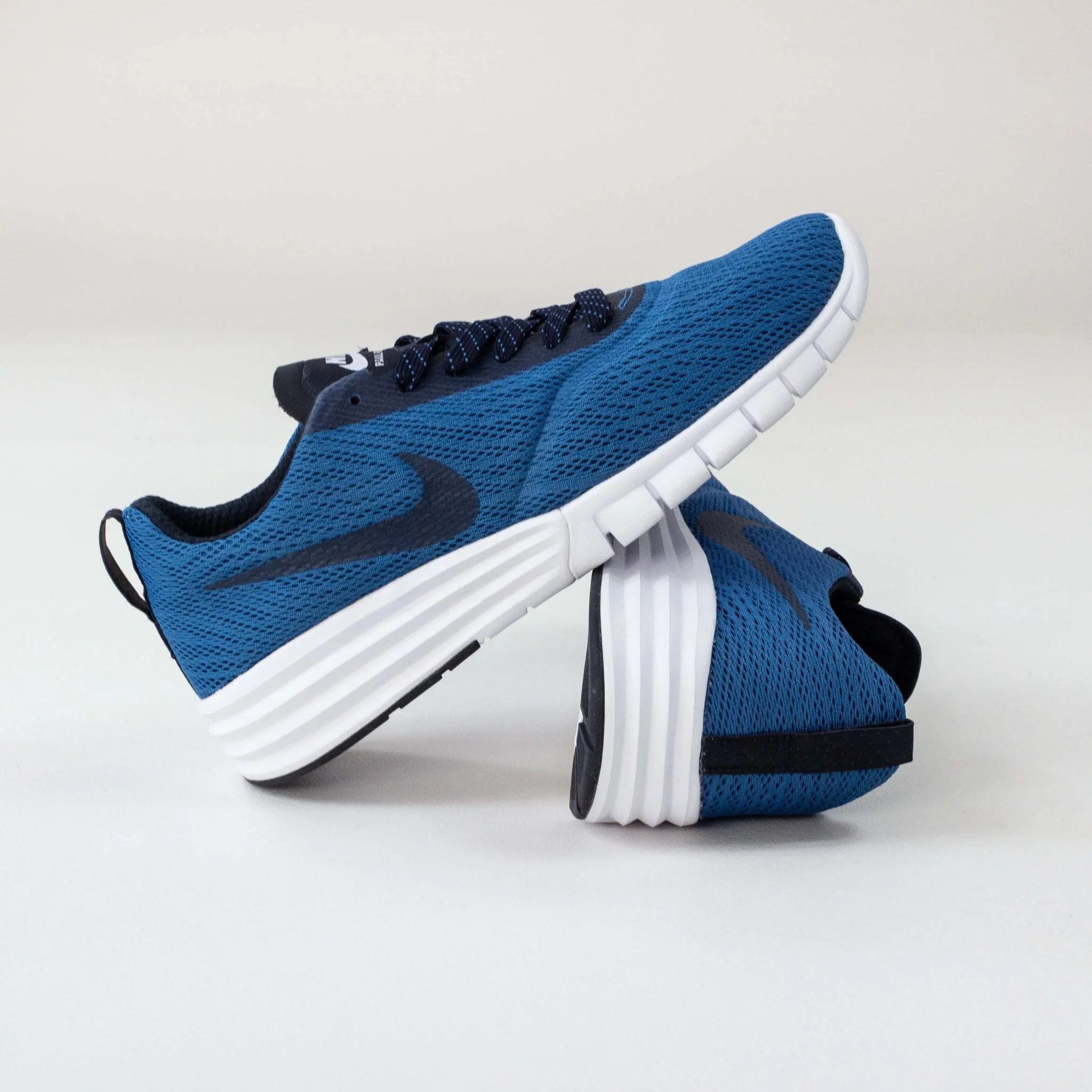 Nike SB Paul Rodriguez 9 R/R Shoes - Brigade Blue / Dark Obsidian / White - Image 3