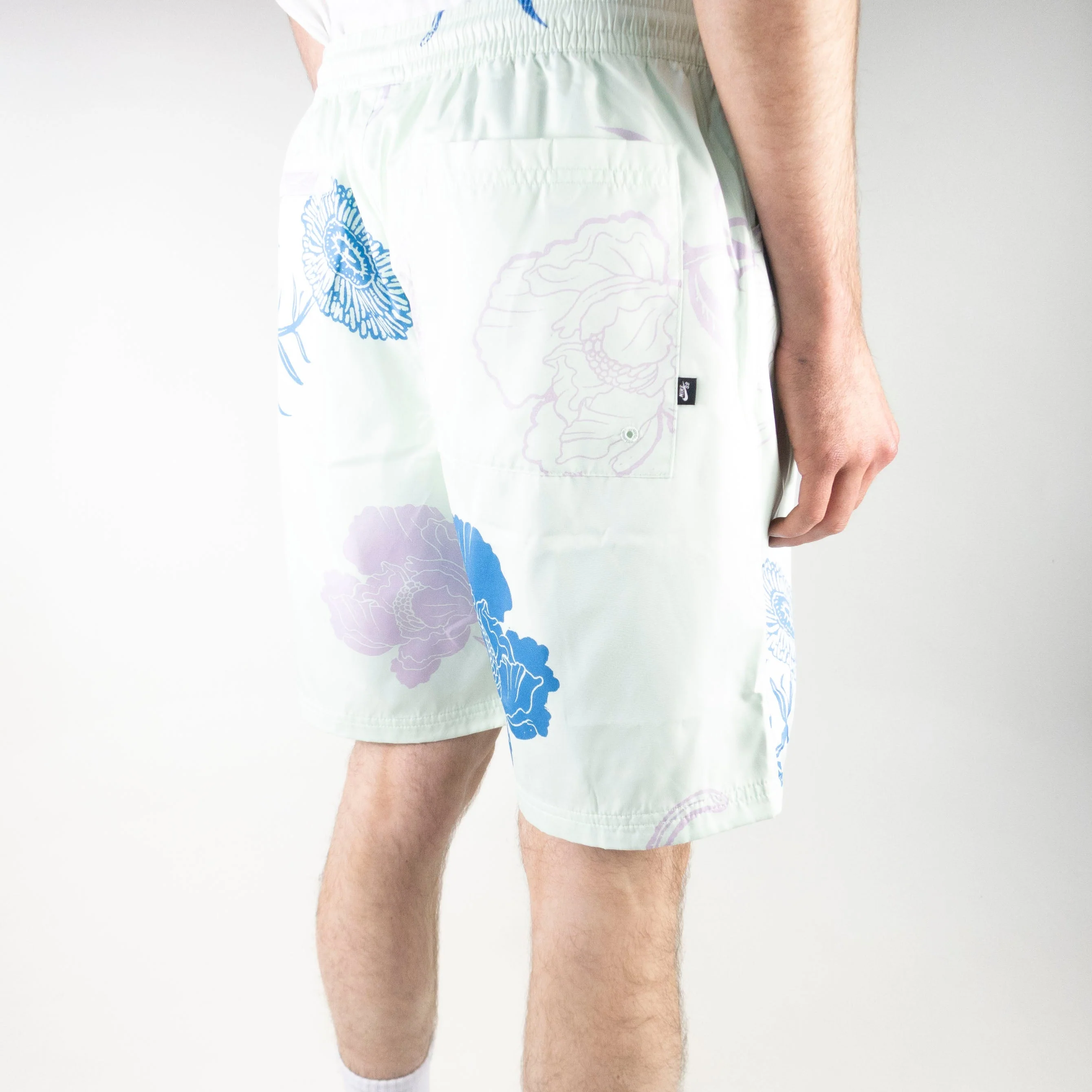 Nike SB Skate Water Shorts - Barely Green - Image 4