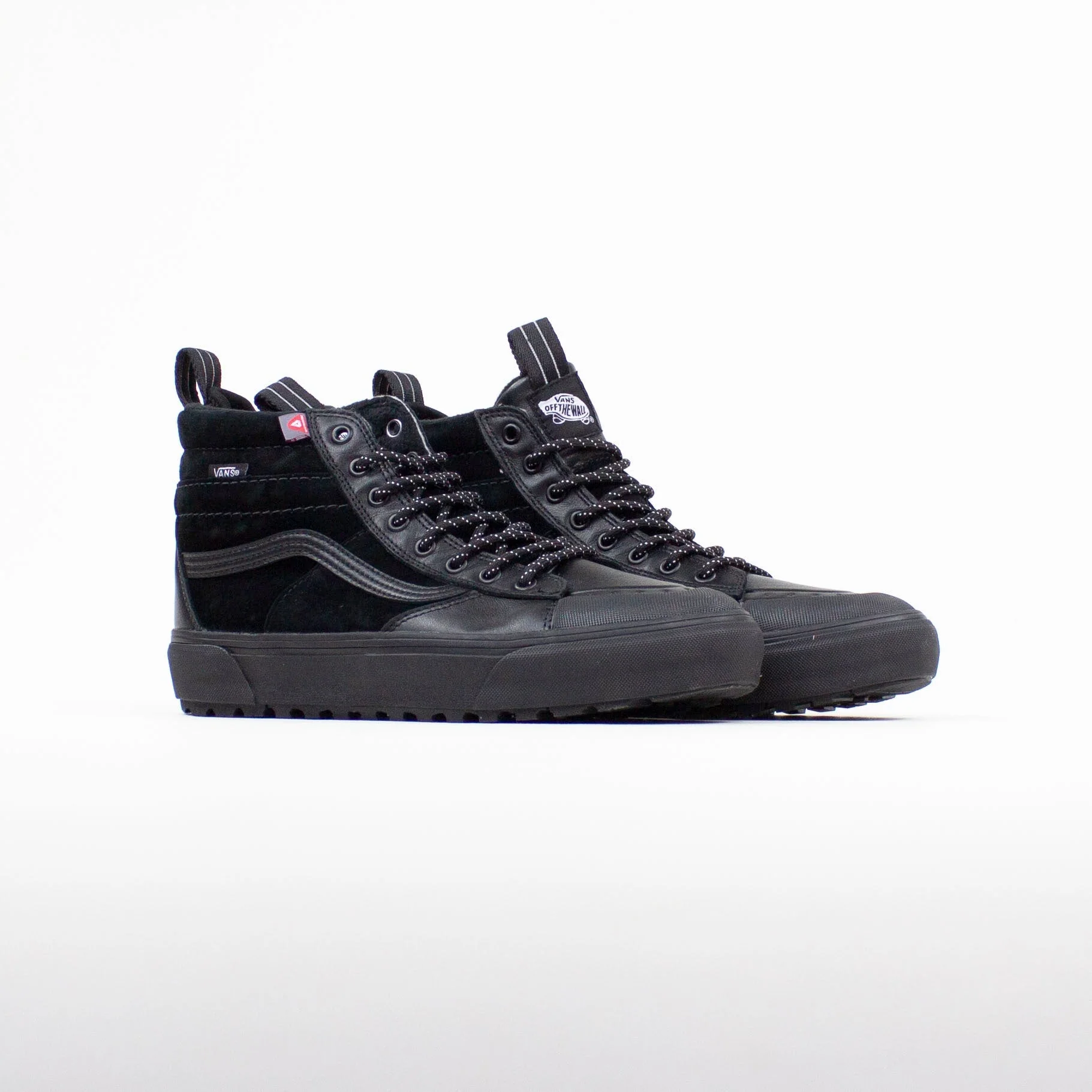 Vans Sk8-Hi MTE-2 Shoes - Black / Black - Image 2