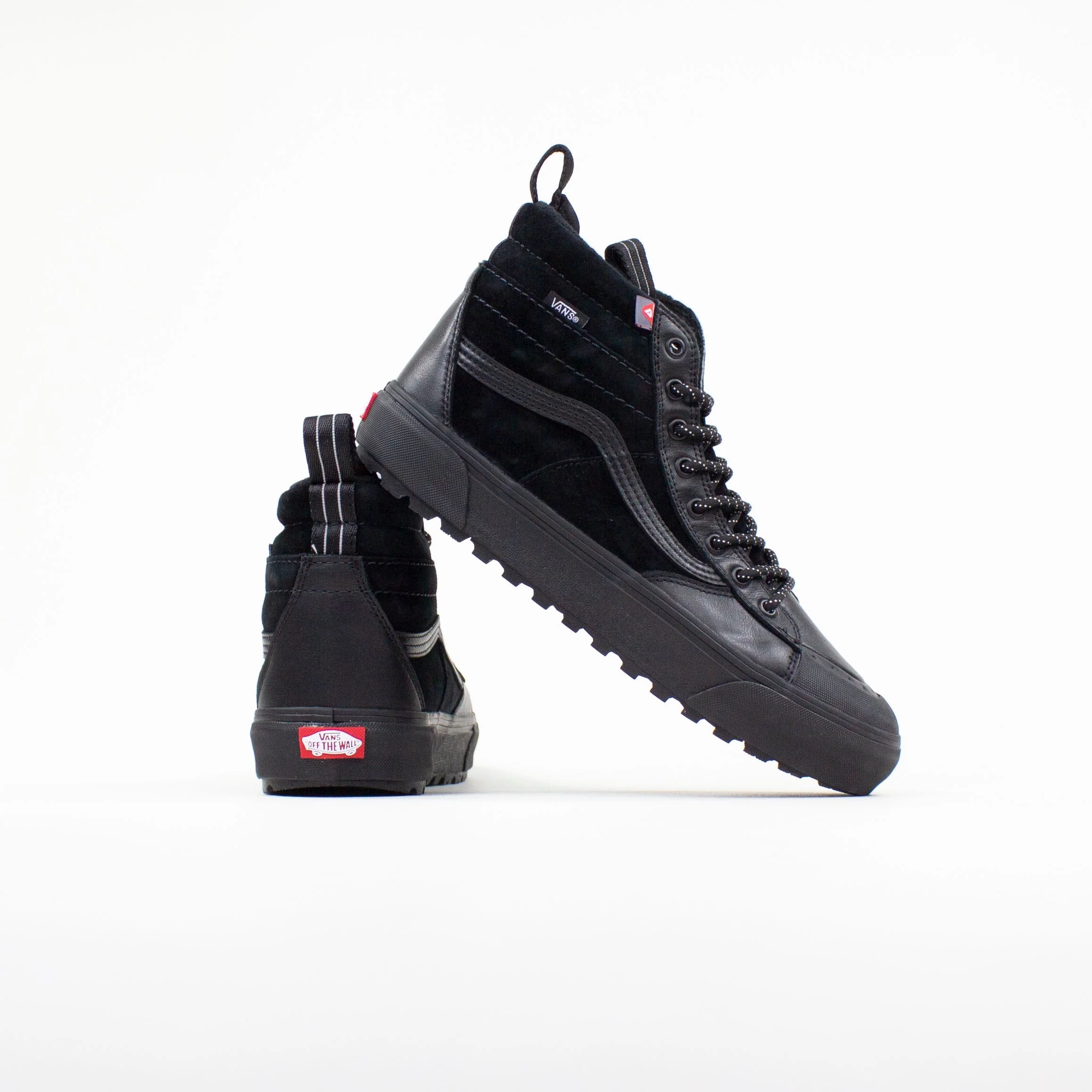 Vans Sk8-Hi MTE-2 Shoes - Black / Black - Image 3
